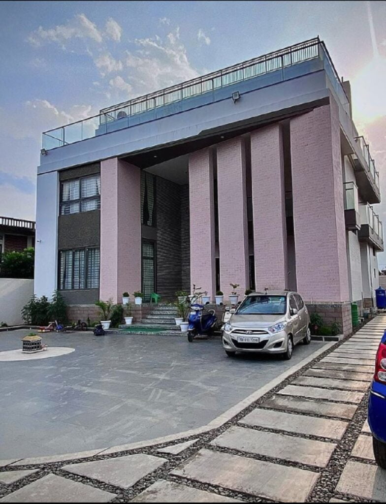 BIS Architecture LLP,